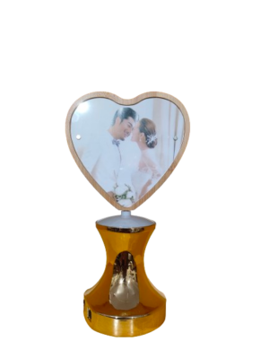 Table Lamp with Rotating Photo Frame/Heart shape